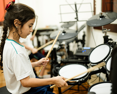 Colegio-Santa-Catarina-Juiz-de-Fora-LP-Cursos-Extras-Percussao