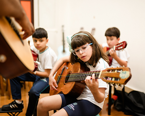 Colegio-Santa-Catarina-Juiz-de-Fora-LP-Cursos-Extras-Violao