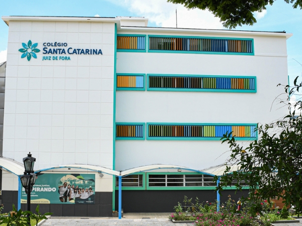 Colegio-Santa-Catarina-Juiz-de-Fora-LP-Santa-Modernizacao-Fachada-Agora